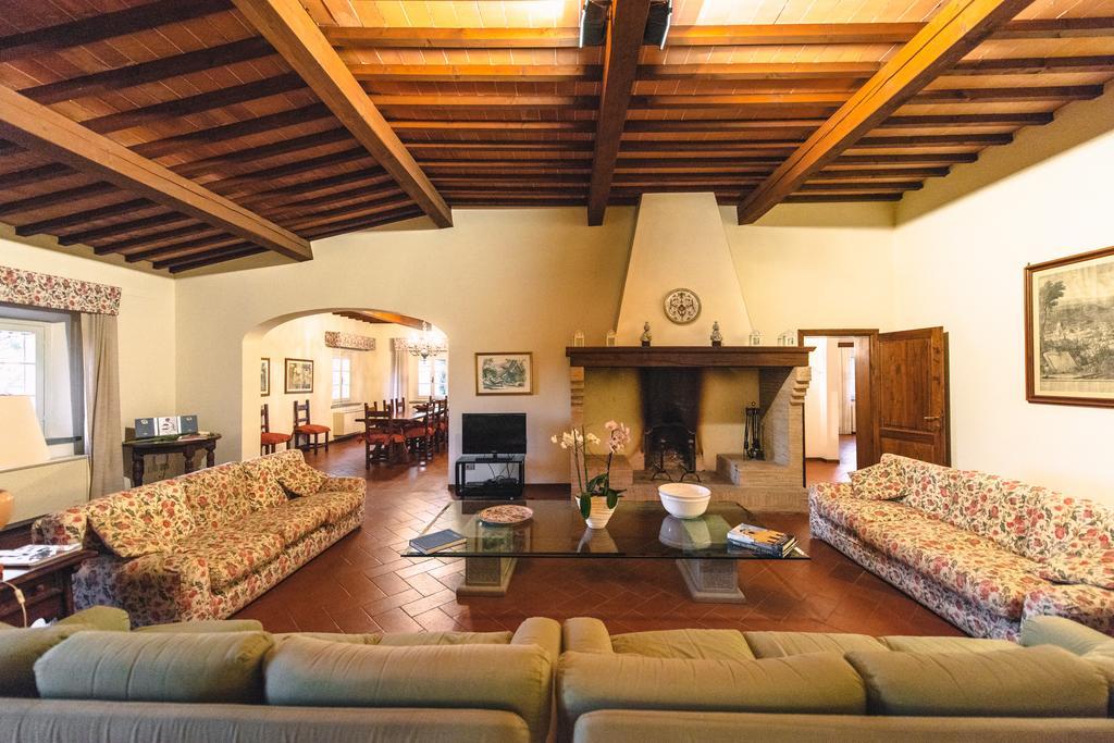 Villa Il Principino Country Resort Вінчі Екстер'єр фото